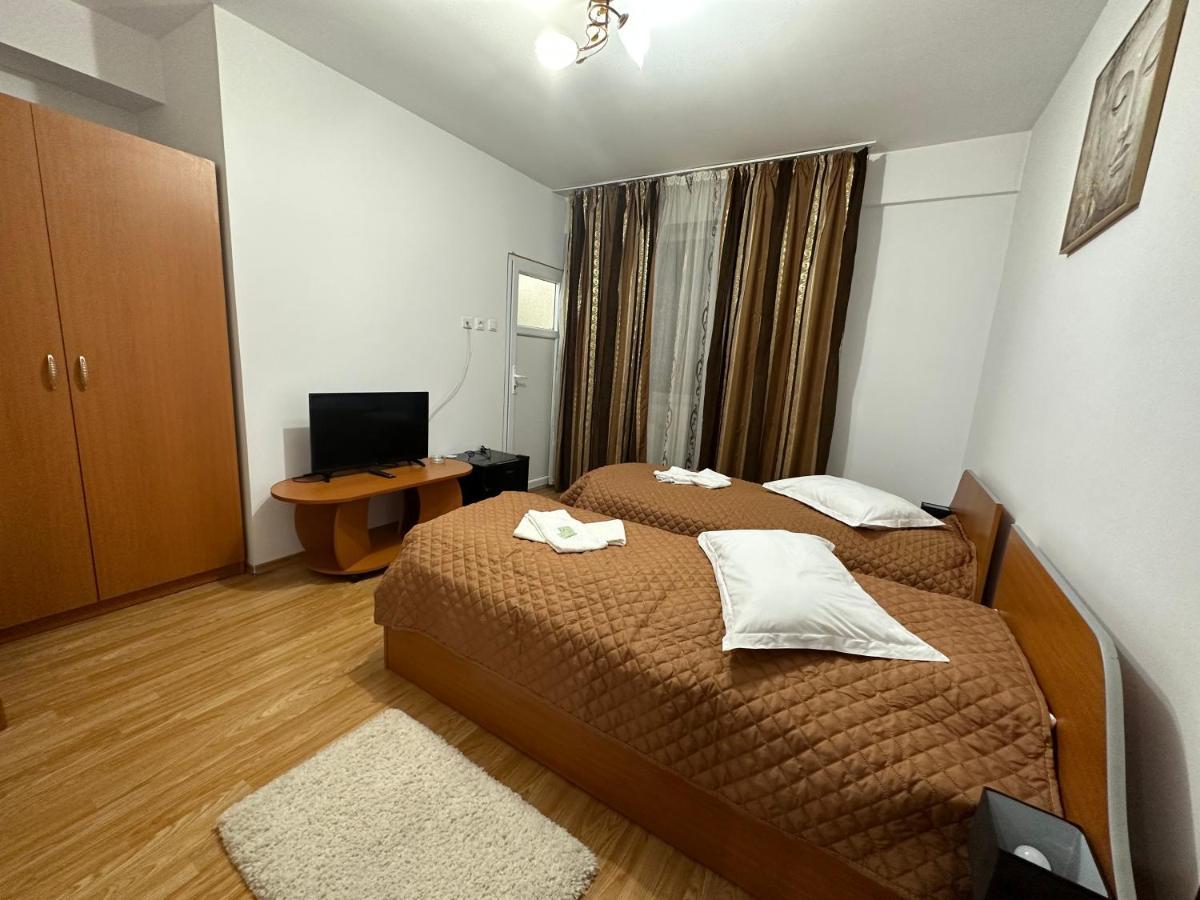 Casa Rustic Cazare Piteşti Exterior foto